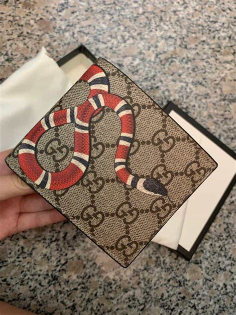 fake gucci belt snake|gucci snake wallet inside.